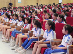 学生从起步中年级开端“主动使用”高年